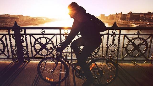 ride a bike to save fuel costs during the cost of living crisis
