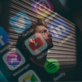 Stop comparing yourself to others online